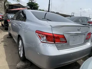 Lexus ES 350 2011 Silver