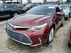 Toyota Avalon Limited 4dr Sedan (3.5L 6cyl 6A) 2015 Maroon