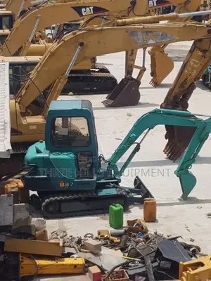 Mini Excavator B37