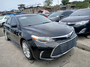 Toyota Avalon Limited 4dr Sedan (3.5L 6cyl 6A) 2015 Black