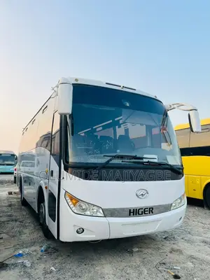 Higer KLQ6798X 2013 White