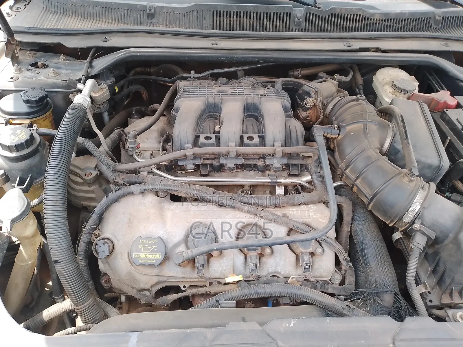 Ford Taurus 2010 Black