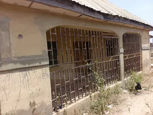 2bdrm Apartment in Kuduru Ext. for sale