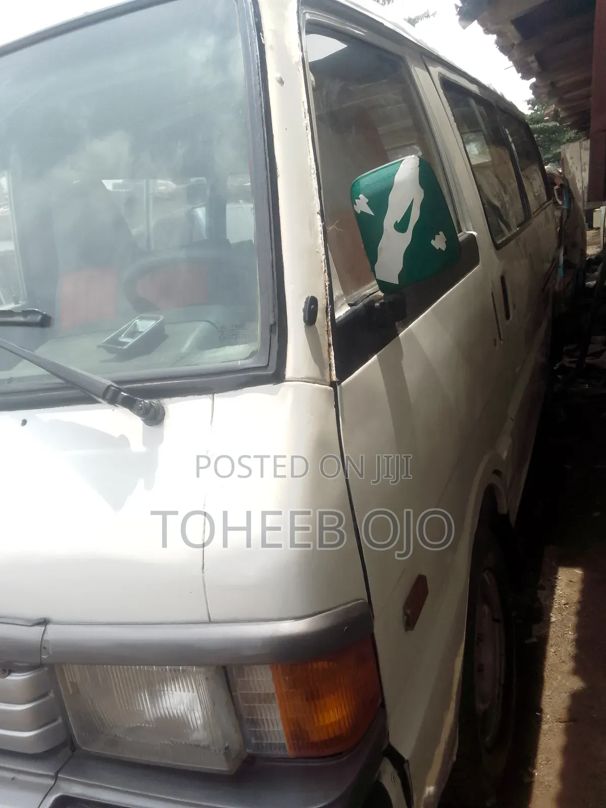 Mazda E2000 1988 White