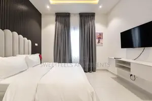 2 Bedroom Apartment With •Rooftop Pool