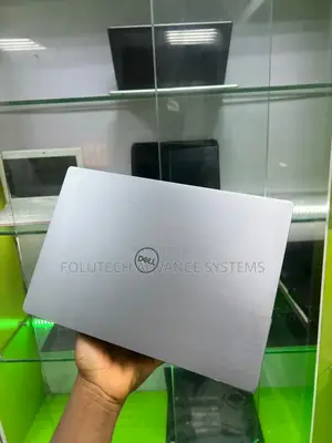 Laptop Dell Latitude 7300 8GB Intel Core i7 SSD 256GB