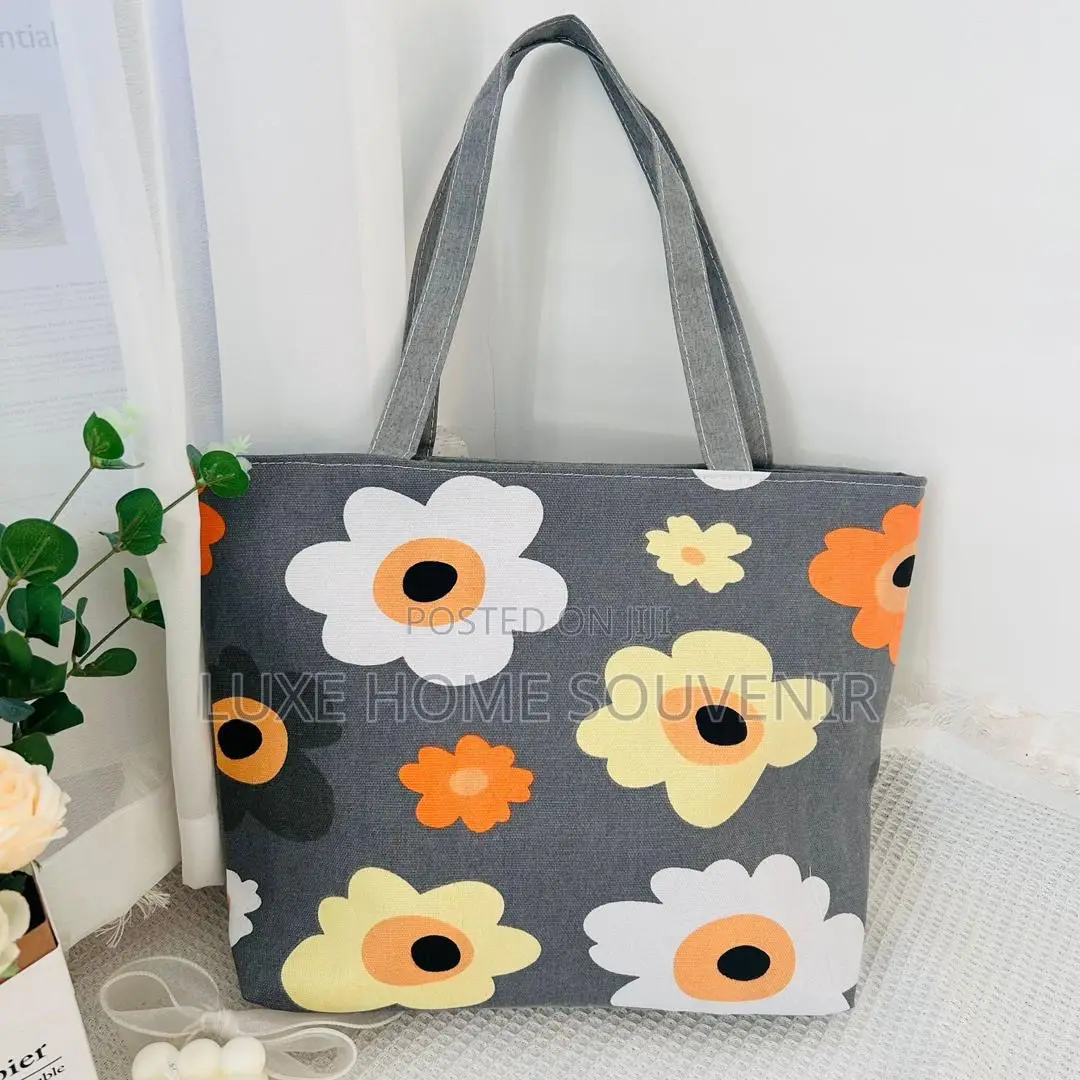 Tote Bag With Zip