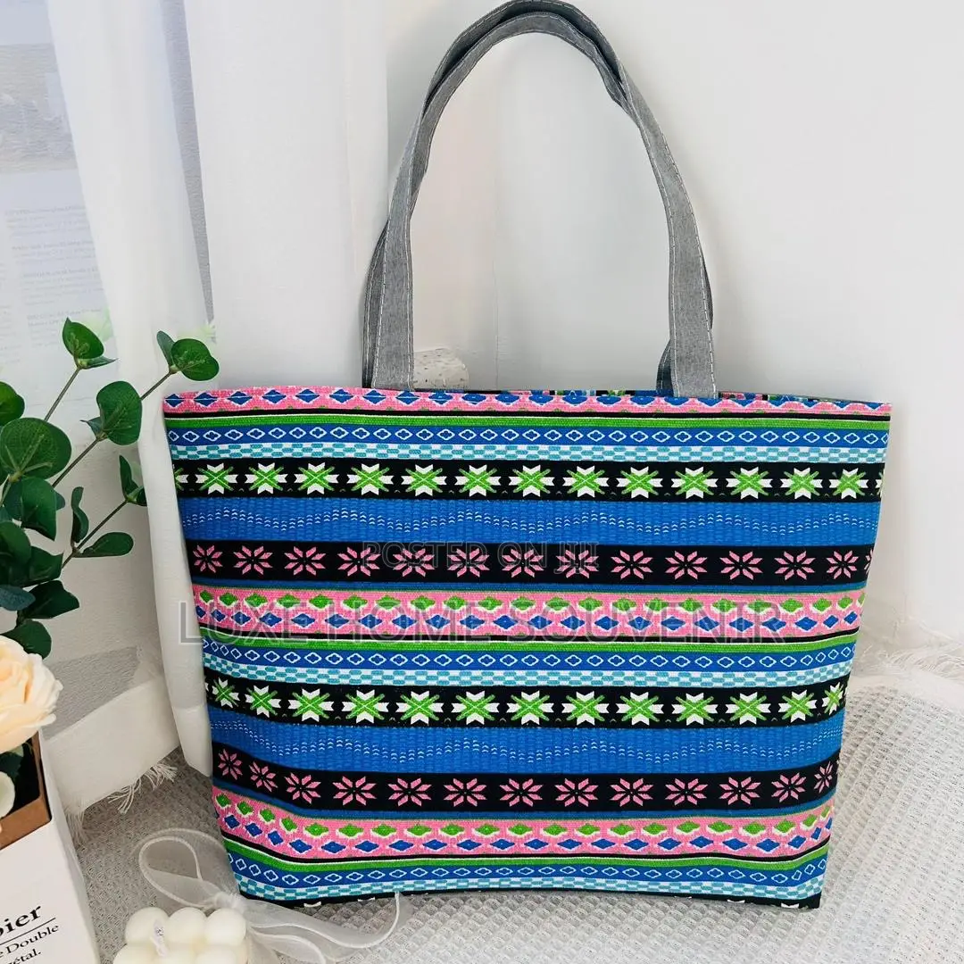 Tote Bag With Zip