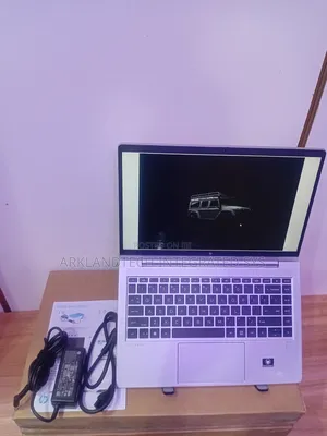 New Laptop HP 348 G4 16GB AMD Ryzen 5 SSD 256GB