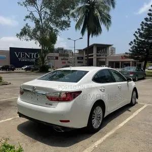 Lexus ES 350 FWD 2017 White