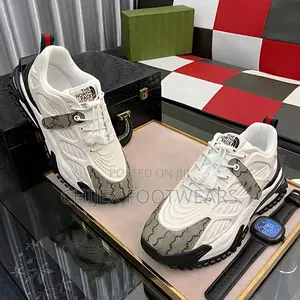 Original Gucci Sneakers (Brand New)