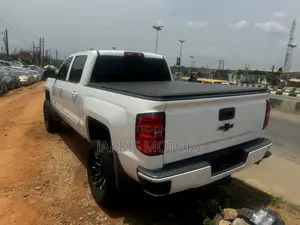 Chevrolet Silverado 2020 White