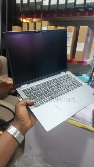 Laptop Dell Latitude 7440 32GB Intel Core i7 SSD 512GB