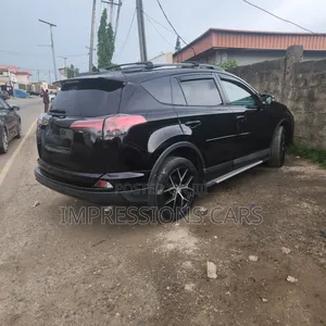 Toyota RAV4 Limited AWD (2.5L 4cyl 6A) 2016 Black