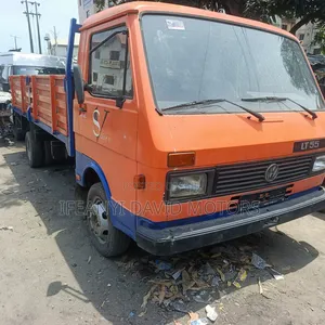 Volkswagen LT 2000 Orange