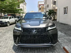 Lexus LX LX 600 2022 Gray