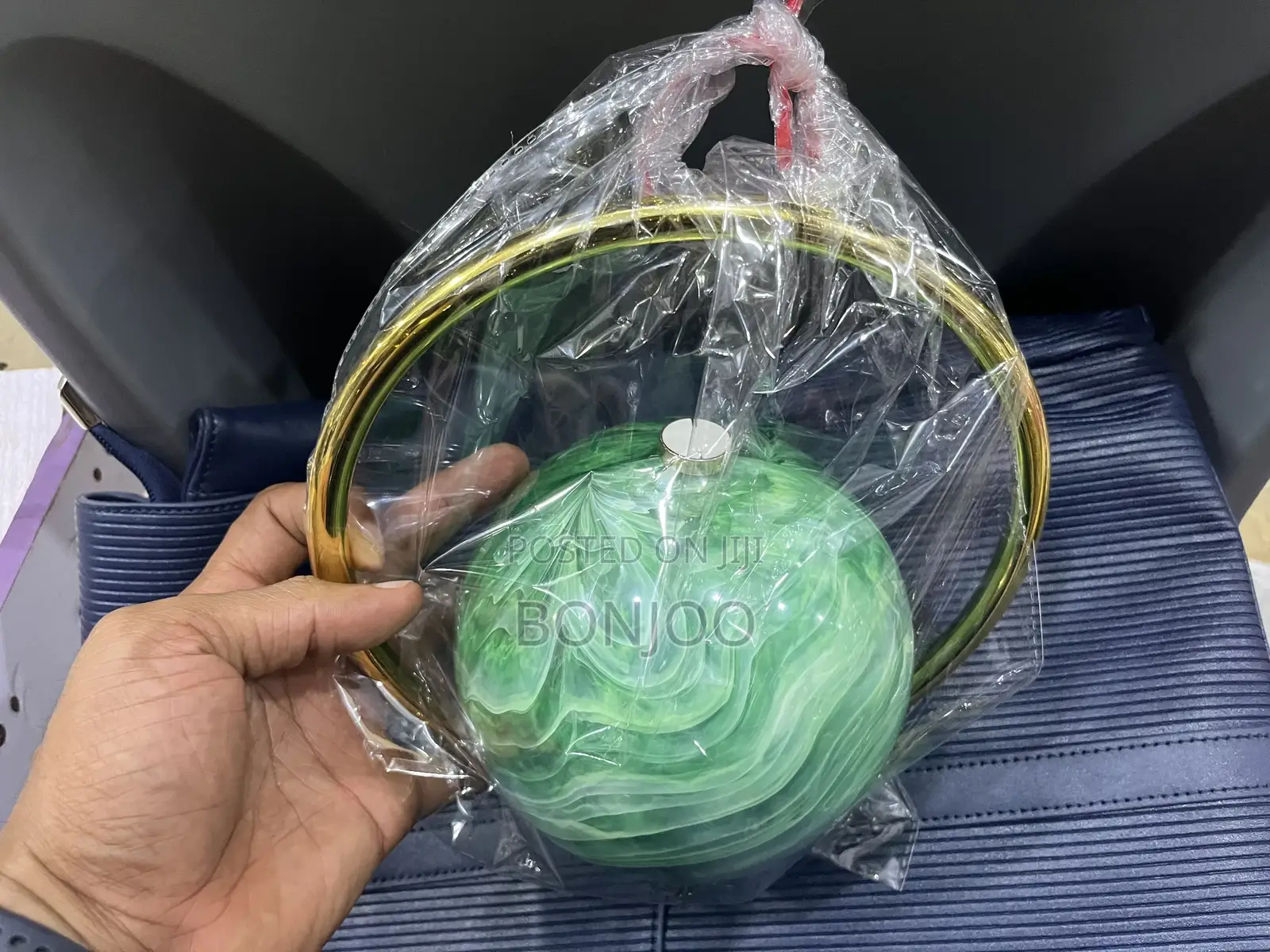 Globe Purse — Green Planet