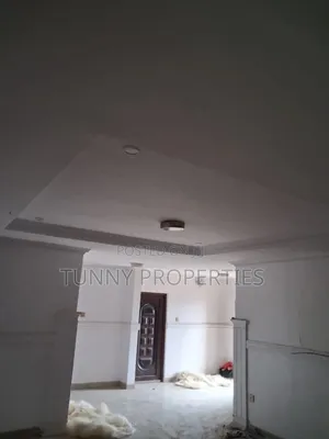 3bdrm Apartment in Mangoro for rent