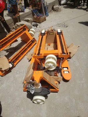2.5ton Hydrolic Toyo Pallet Truck