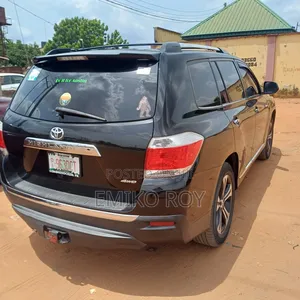 Toyota Highlander Limited 2012 Black