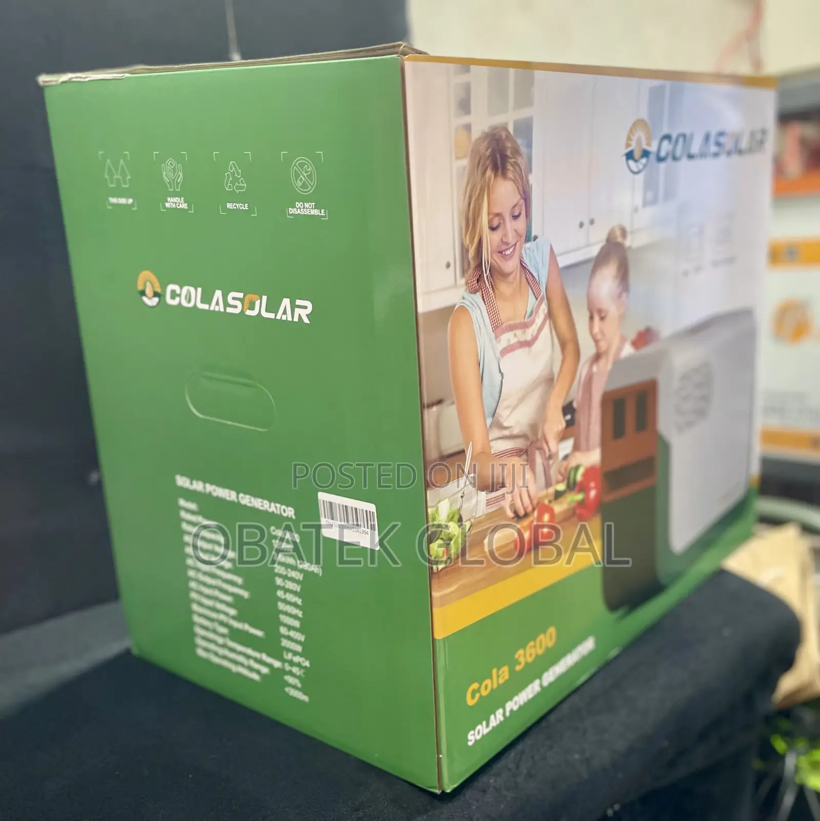 Cola 3600 Solar Generator