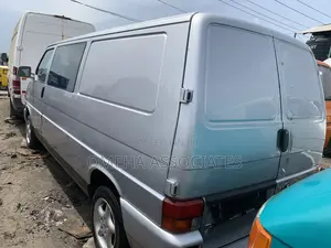 Volkswagen Transporter 2005 Silver
