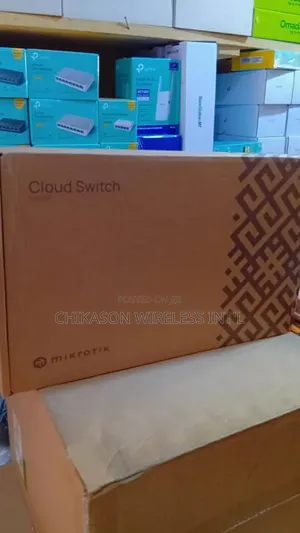 Mikrotik CRS 328-4c-20s-4s+Rm