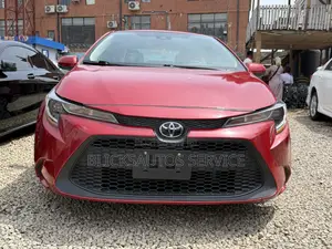 Toyota Corolla LE 2021 Red