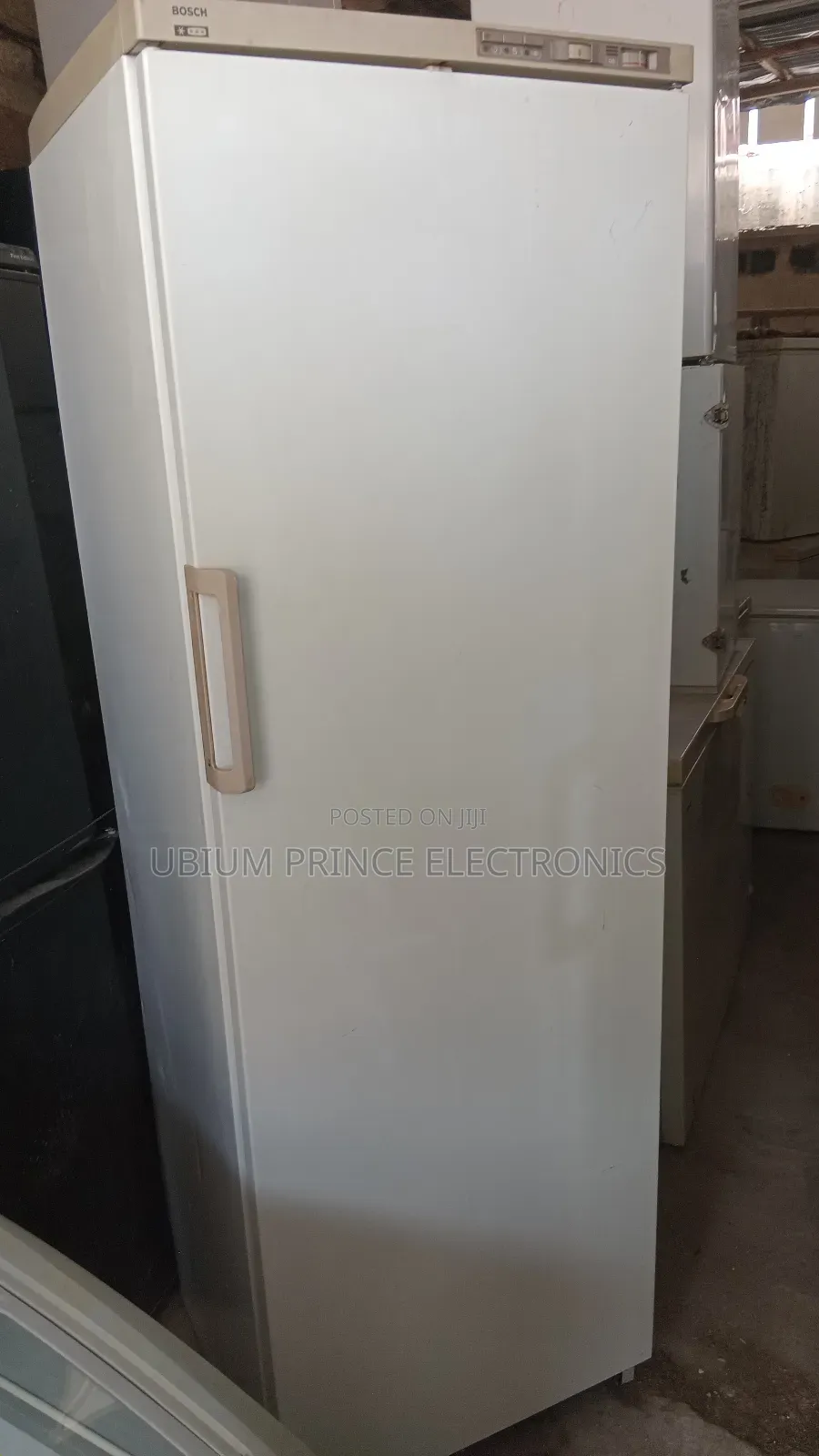 Bosch Standing Freezer 8steps