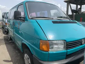 Volkswagen Transporter 2004 Blue