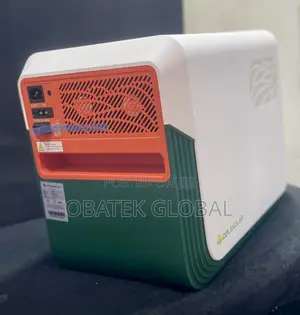 Cola 3600 Solar Generator