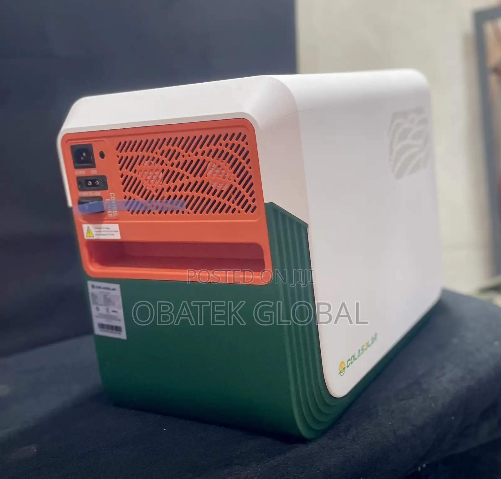 Cola 3600 Solar Generator