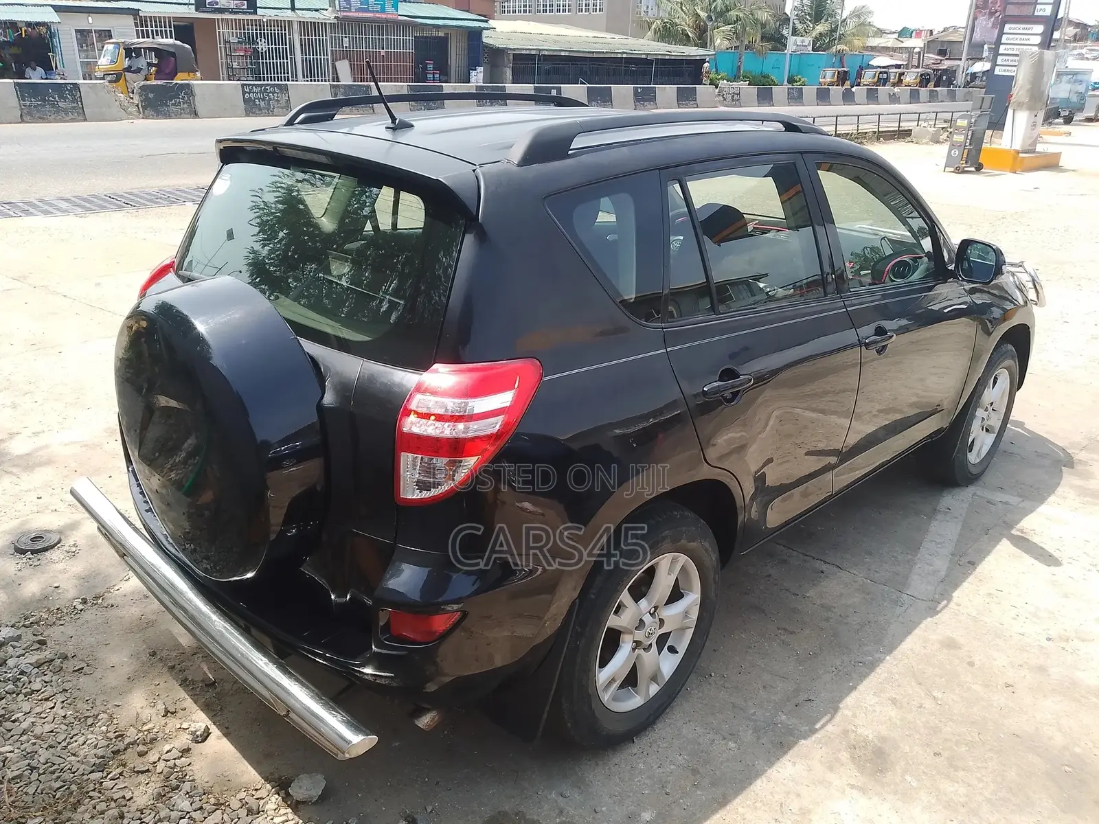 Toyota RAV4 2011 Black