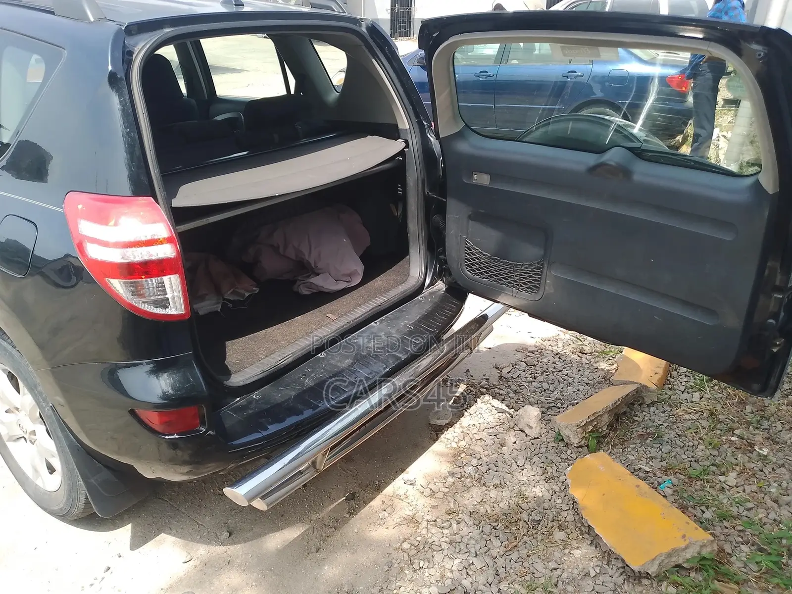 Toyota RAV4 2011 Black
