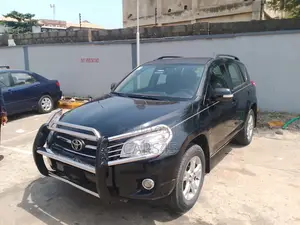 Toyota RAV4 2011 Black