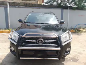 Toyota RAV4 2011 Black