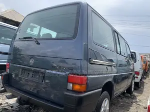 Volkswagen Transporter 2004 Green