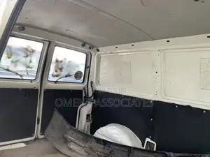 Volkswagen Transporter 2005 White