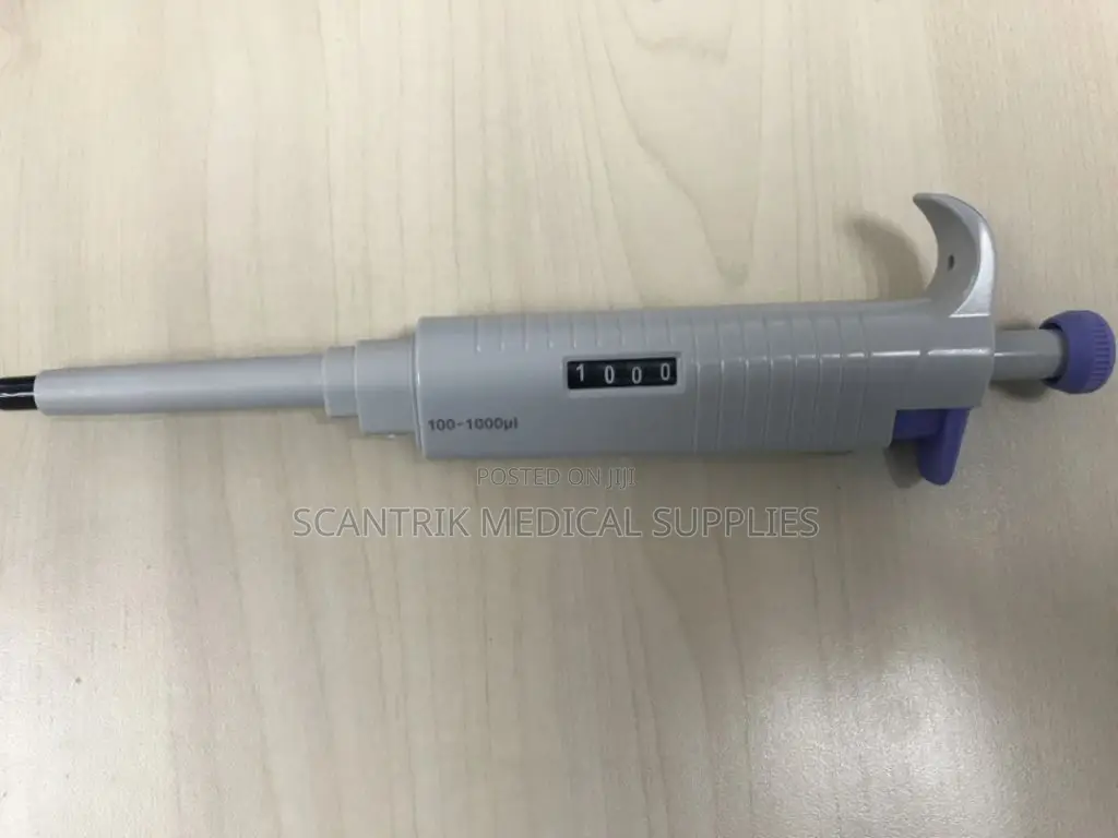 Adjustable 12-Channel Micropipette for Microplate Testing