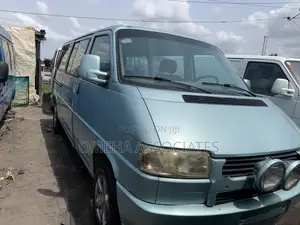 Volkswagen Transporter 2004 Gold