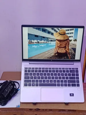New Laptop HP 430 G2 16GB AMD Ryzen 5 SSD 256GB