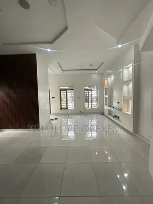 3 Bedroom in Chevron