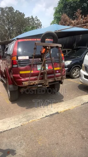 Towing Vehicle Service