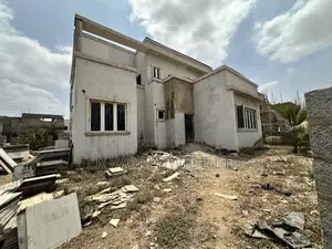 5bdrm Duplex In Lugbe District For Sale