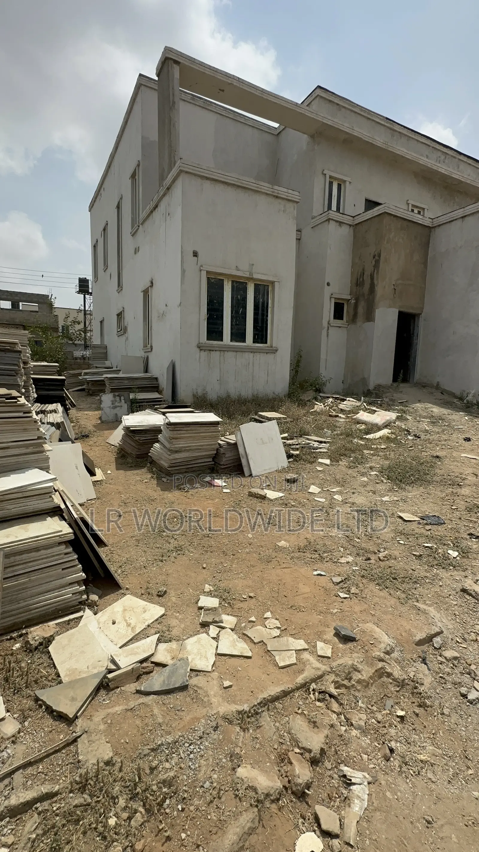 5bdrm Duplex In Lugbe District For Sale
