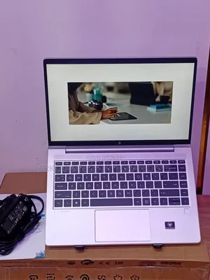 New Laptop HP 430 G3 16GB AMD Ryzen 5 SSD 512GB