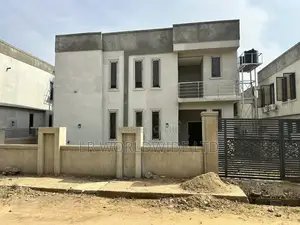 4bdrm Duplex in Apo District for sale