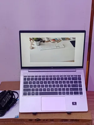 New Laptop HP 430 G5 16GB AMD Ryzen 5 SSD 256GB