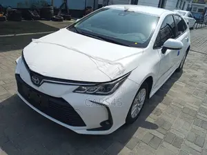 Toyota Corolla 2022 White