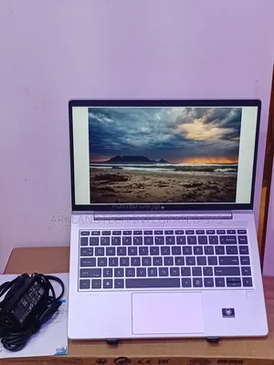 New Laptop HP 550 16GB AMD Ryzen 5 SSD 512GB